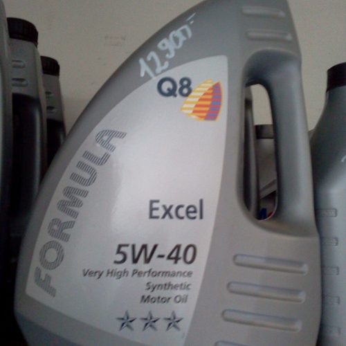 Formula Q8 Excel 5W-40 4L Szintetikus motorolaj 9900Ft